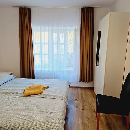 Balaton Fuered Lejlighedshotel
